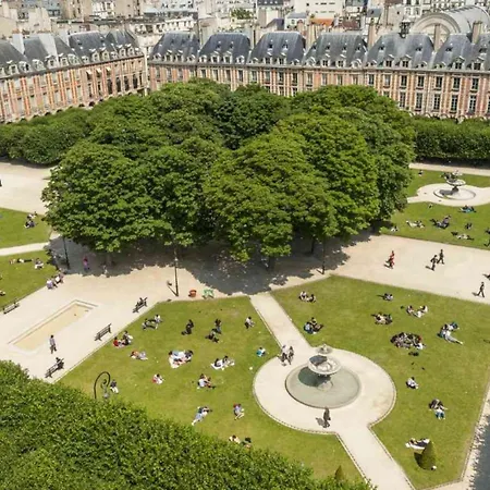 Parisian Gem With Stunning View Apartment Paris